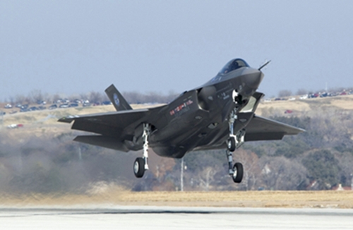 Lockheed Martin Wins $19.8 Million for Work on F-35 Fighters