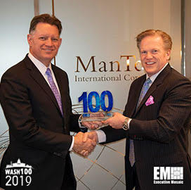 Jim Garrettson, CEO of Executive Mosaic, Presents Rick Wagner His Second Consecutive Wash100 Award