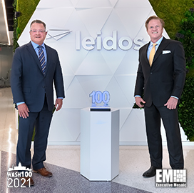 Executive Mosaic CEO Jim Garrettson Presents First Wash100 Award to David King, Group President for Dynetics at Leidos
