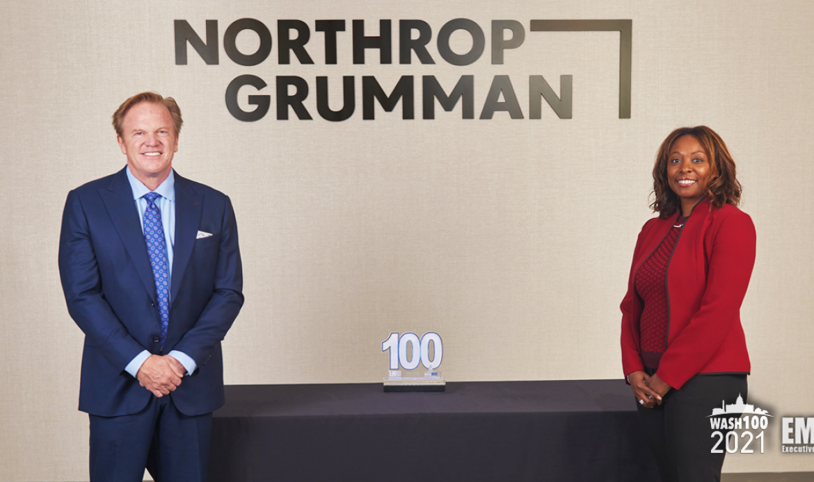 Executive Mosaic CEO Jim Garrettson Presents 2021 Wash100 Award to Shawn Purvis, CVP and President of Enterprise Services at Northrop Grumman