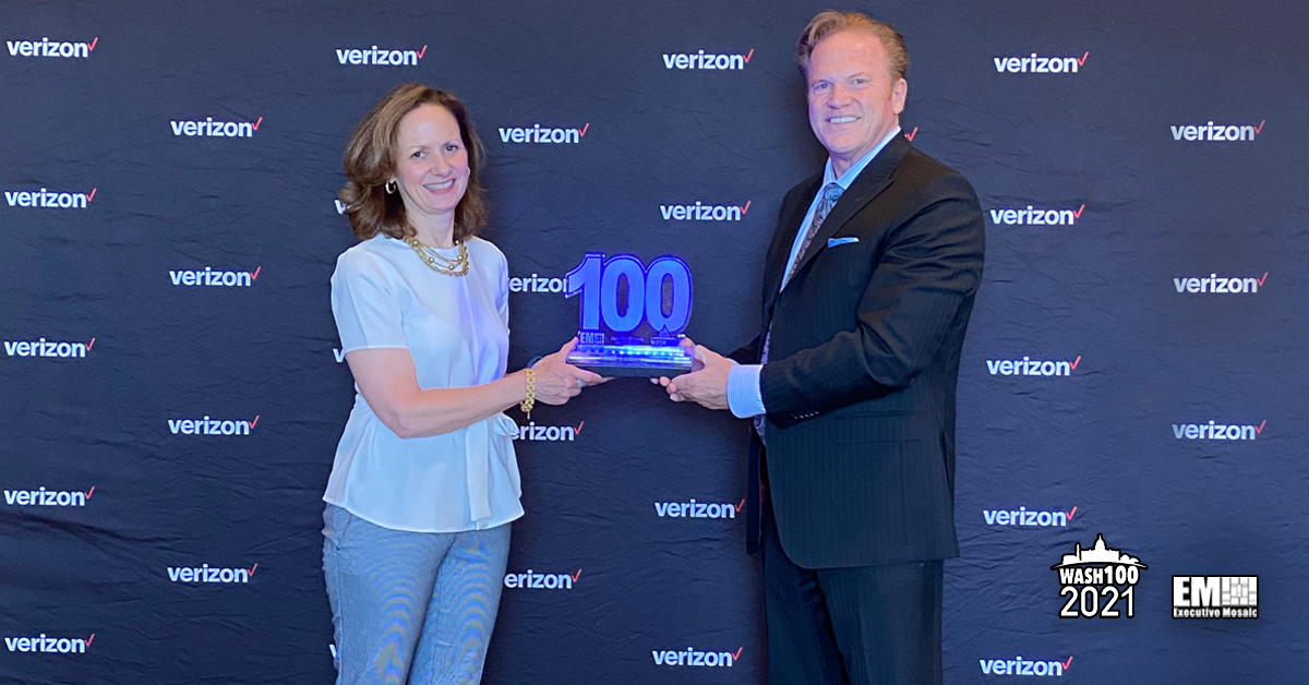 Verizon Public Sector SVP Jennifer Chronis Presented First Wash100 Award By Executive Mosaic CEO Jim Garrettson