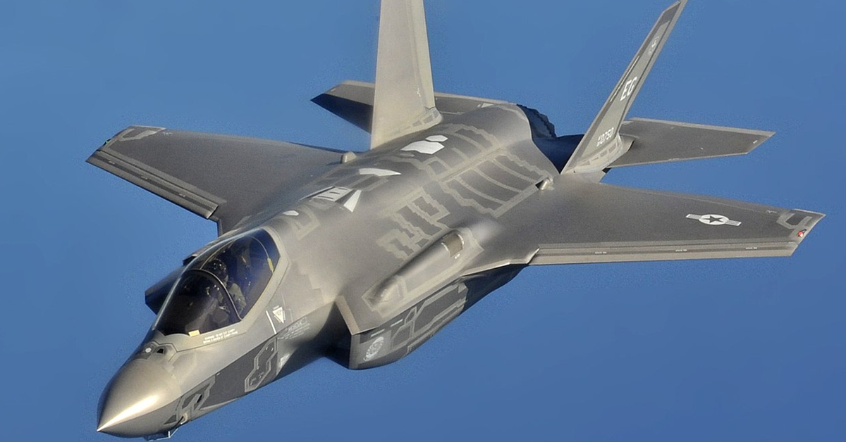 Lockheed Awarded $472M Navy Contract Modification for F-35 Weapons System Development