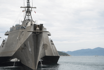 Navy Issues $2.76B in Multiple-Award Contracts for Littoral Combat Ship Sustainment Services