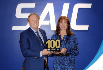 SAIC CEO Nazzic Keene Accepts 5th Wash100 Award From Executive Mosaic CEO Jim Garrettson