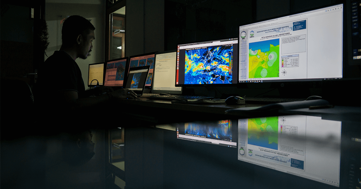 6 Small Businesses Land Spots on $298M FAA Weather Observation Service Contract