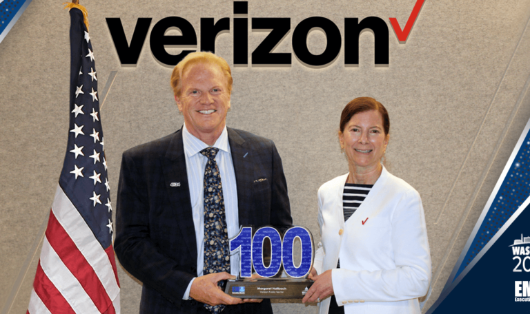 Executive Mosaic Presents 2024 Wash100 Award to Verizon's Maggie Hallbach - Vimarsana News