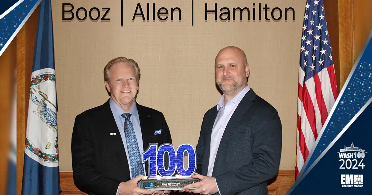 Steve Escaravage of Booz Allen Collects 2024 Wash100 Award From Jim Garrettson of Executive Mosaic